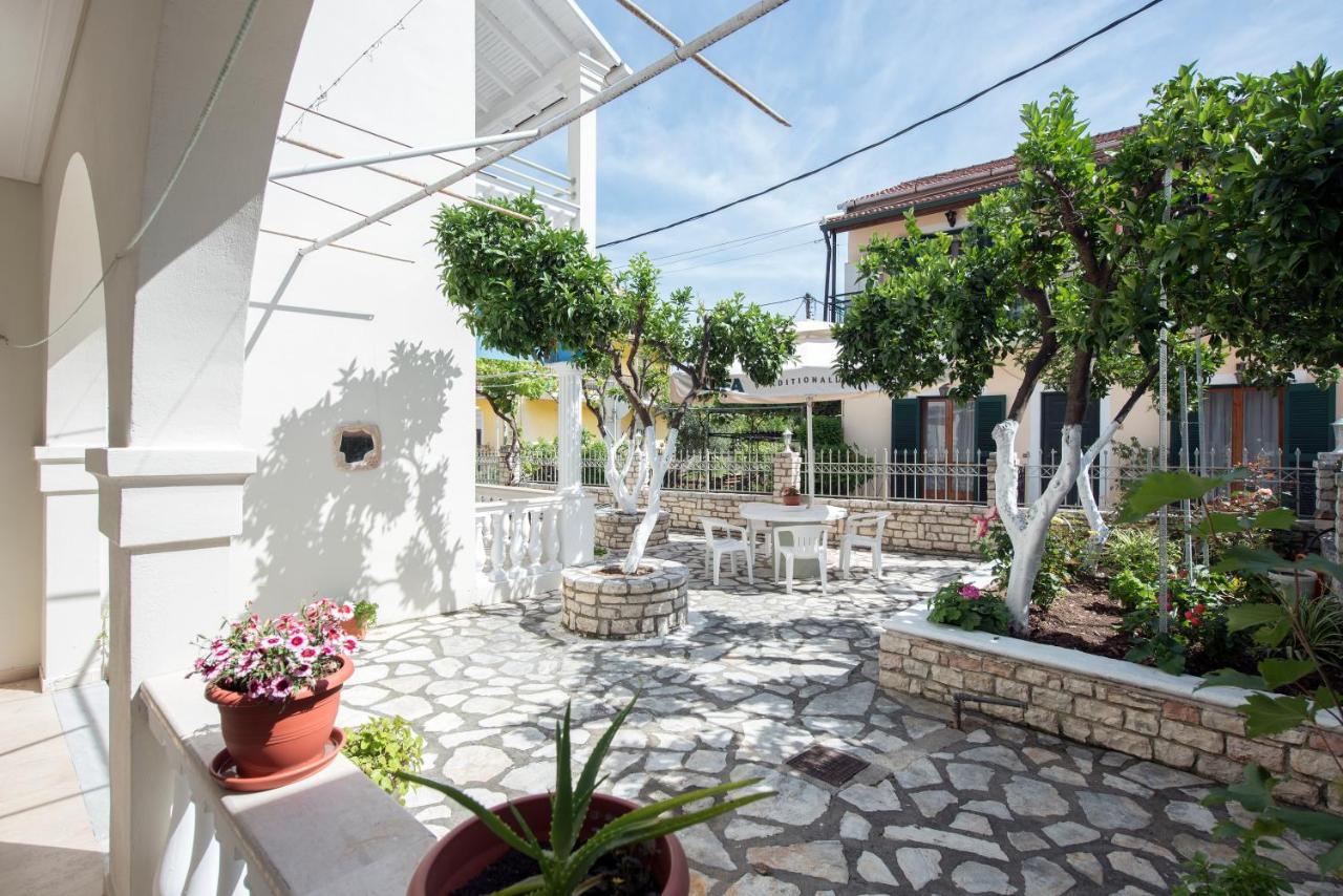 The Orange Garden Apartment Kassiopi Ngoại thất bức ảnh