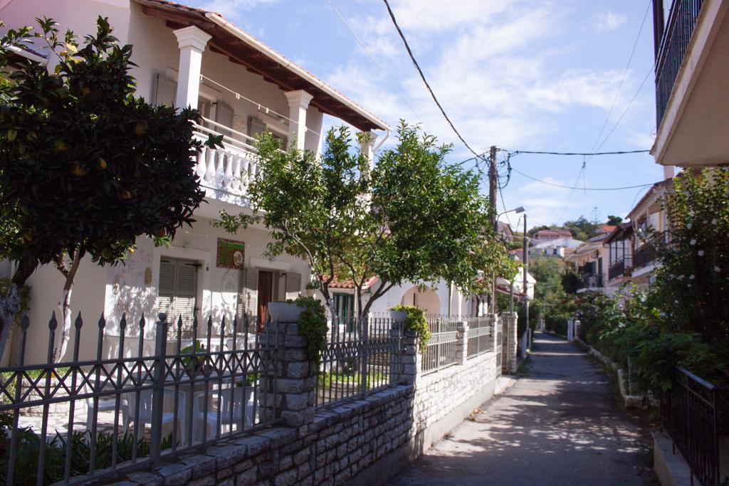The Orange Garden Apartment Kassiopi Ngoại thất bức ảnh