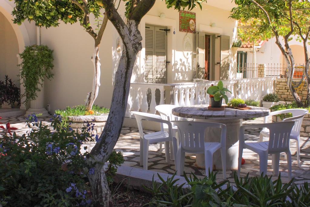 The Orange Garden Apartment Kassiopi Ngoại thất bức ảnh