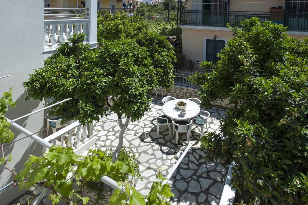 The Orange Garden Apartment Kassiopi Ngoại thất bức ảnh